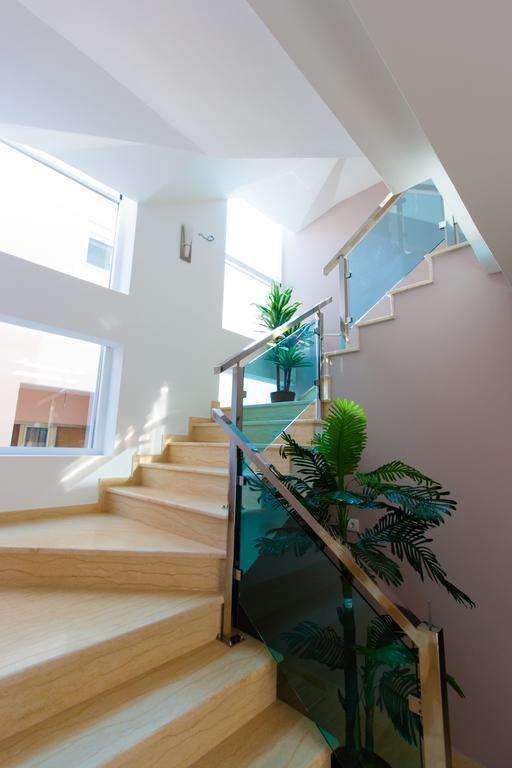 A3 Apartments Ulcinj Esterno foto